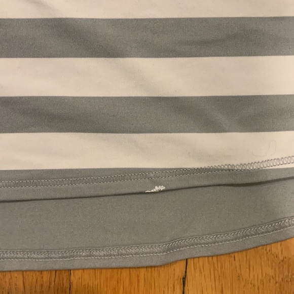 Athleta Women's Grey/White Striped Scoop Neck Tank Top, Size M - Picture 4 of 8